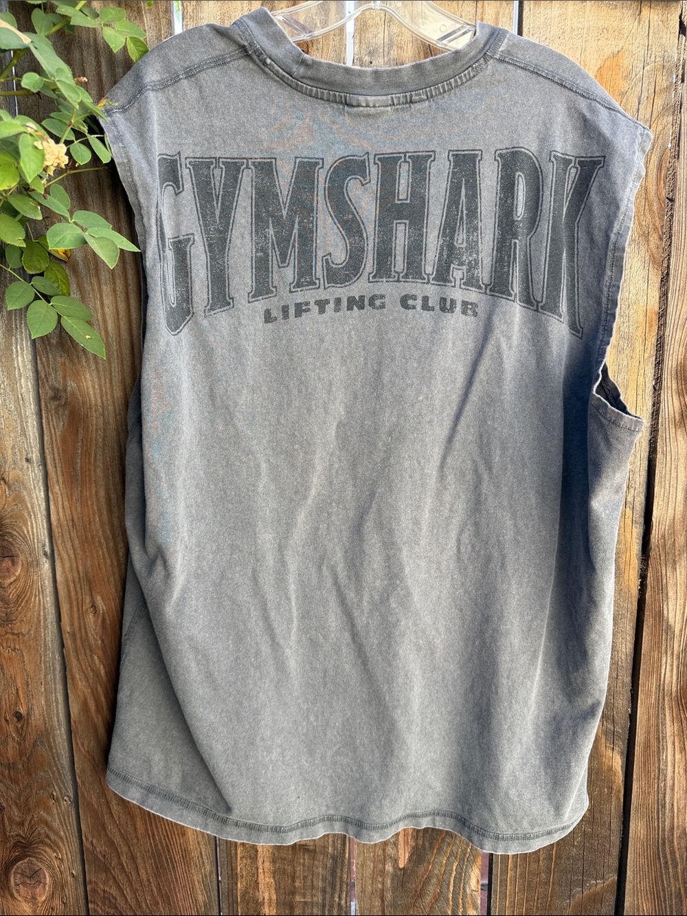 GYMSHARK LIFTING CLUB OFF TANK. Size XL - Picture 5 of 8